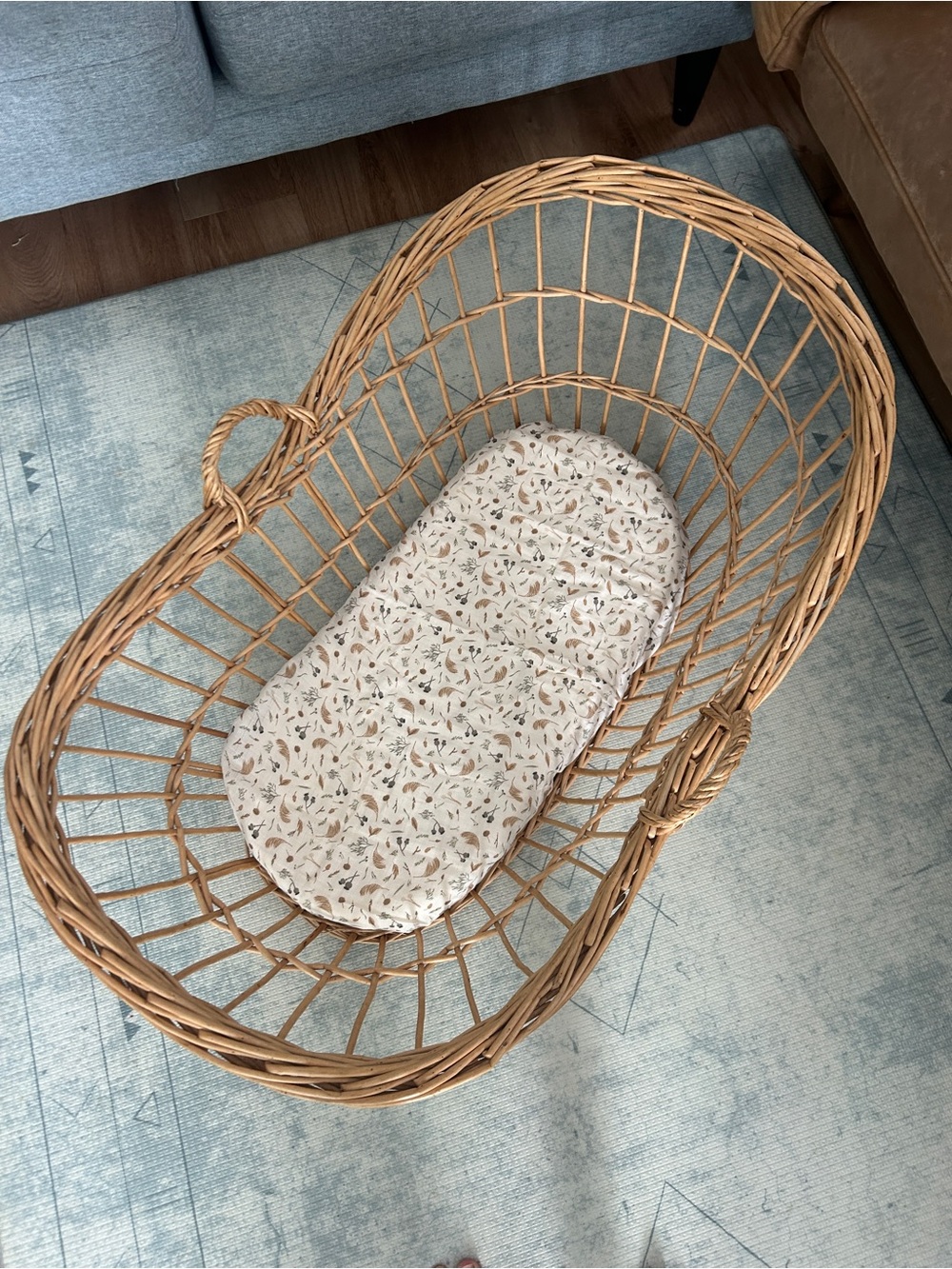 Vintage wicker bassinet